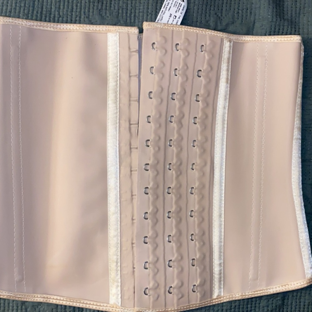 Ladyslim waist trainer beige